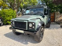 LAND ROVER DEFENDER 110