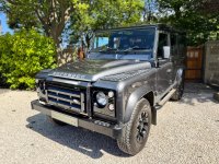 LAND ROVER DEFENDER 110