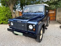 LAND ROVER DEFENDER 90