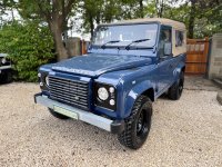LAND ROVER DEFENDER 90