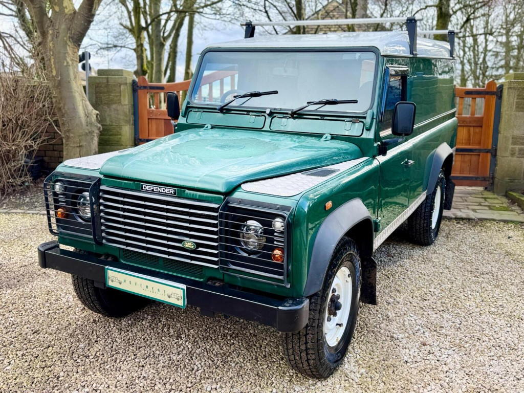 2004 Land Rover Defender 110
