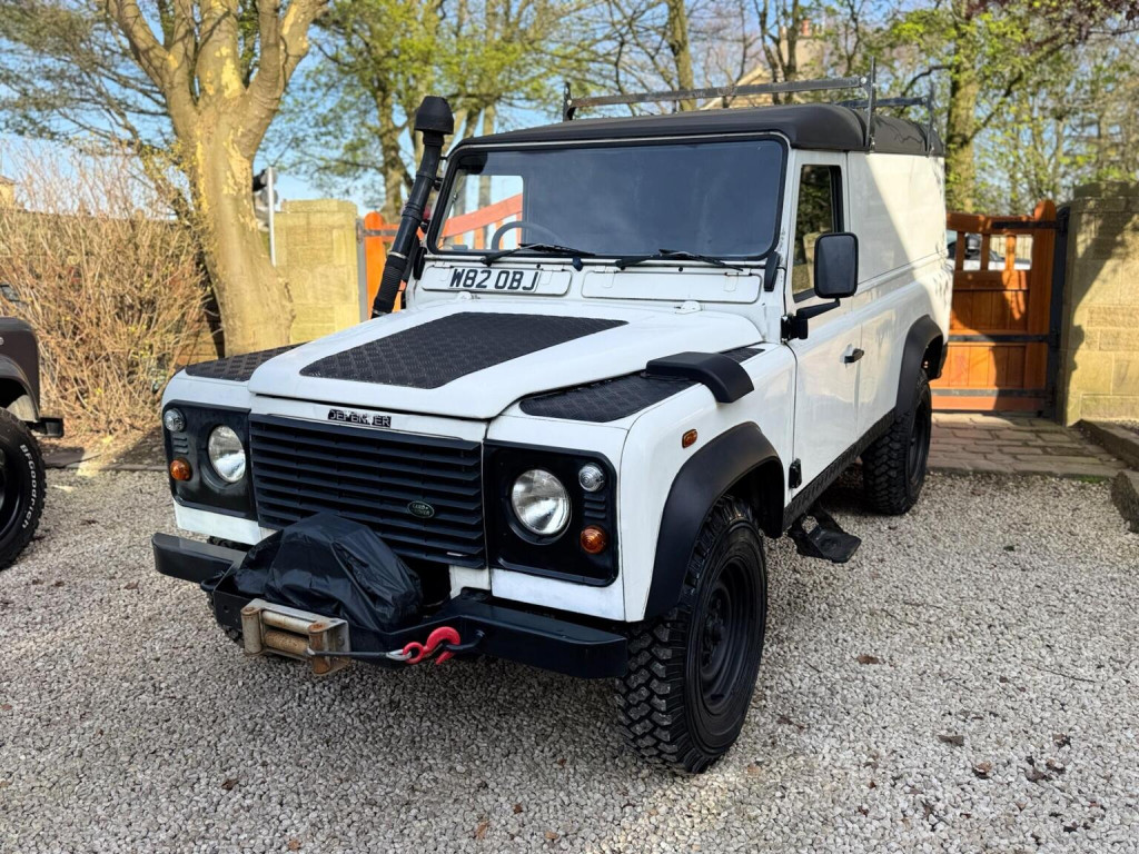 2000 Land Rover Defender 110