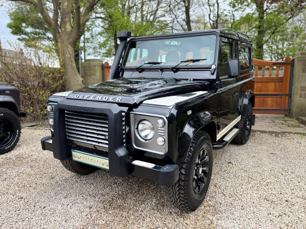 2014 Land Rover Defender 90