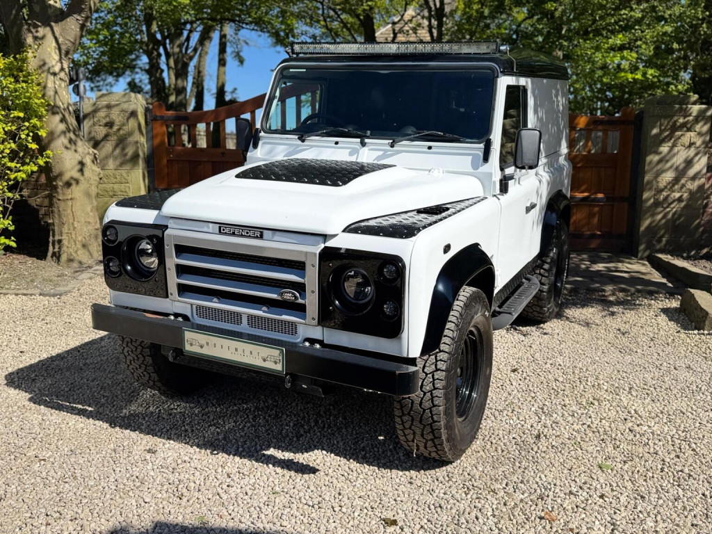 2013 Land Rover Defender 90