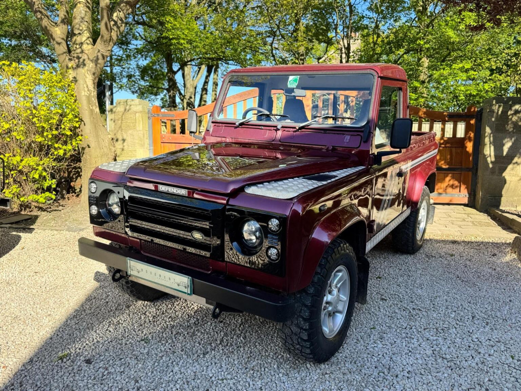 2002 Land Rover Defender 90