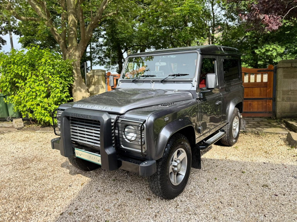 2015 Land Rover Defender 90