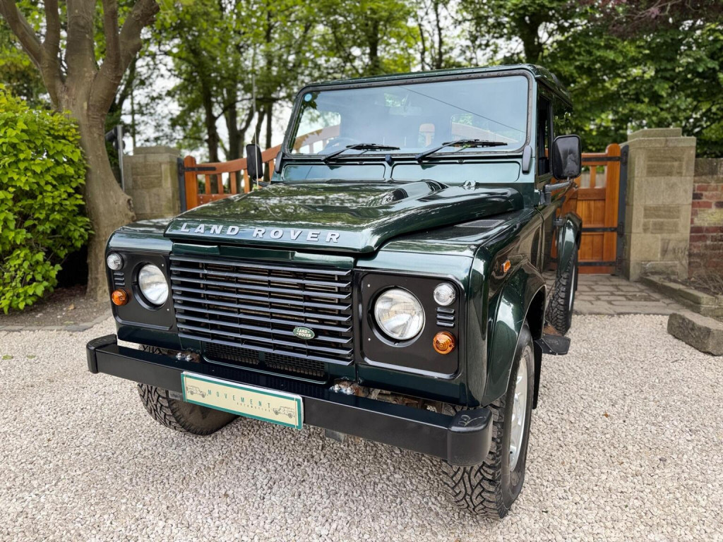 2010 Land Rover Defender 90